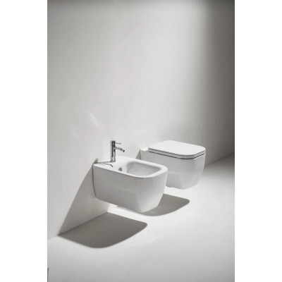 Унітаз підвісний Henges з кришкою soft-close HE18-F85-HE004 Glossy white SIMAS Унітаз підвісний Henges з кришкою soft-close HE18-F85-HE004 Glossy white SIMAS