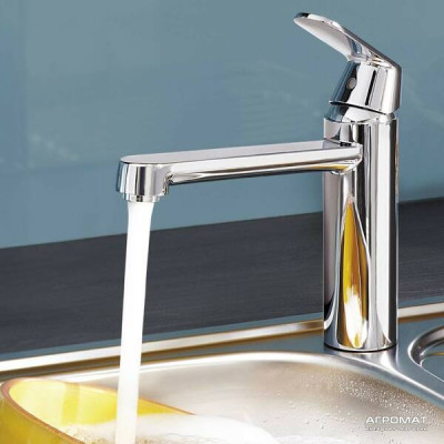Змішувач для кухні Grohe Eurosmart Cosmopolitan 30193000 Змішувач для кухні Grohe Eurosmart Cosmopolitan 30193000