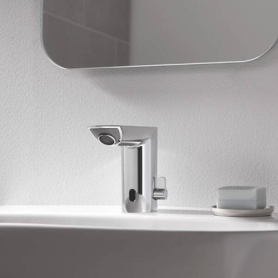 Змішувач для раковини Grohe BauCosmo E 36451000 сенсорний хром