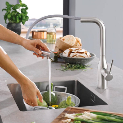 Змішувач для кухні Grohe Essence 30270DC0 суперсталь Змішувач для кухні Grohe Essence 30270DC0 суперсталь