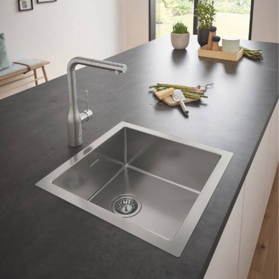 Змішувач для кухні Grohe Essence 30270DC0 суперсталь Змішувач для кухні Grohe Essence 30270DC0 суперсталь