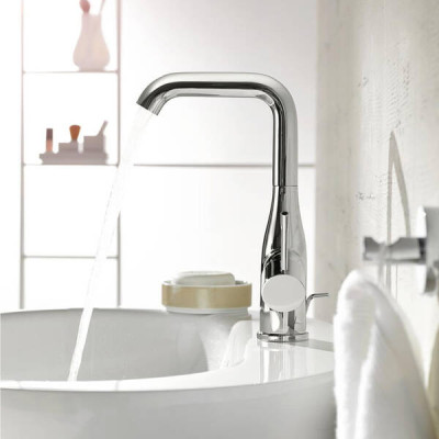 Змішувач для раковини Grohe Essence 24173001 M-розмір, хром Змішувач для раковини Grohe Essence 24173001 M-розмір, хром