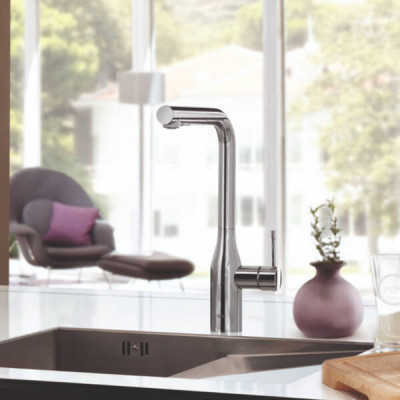 Змішувач для кухні Grohe Essence 30504000 з висувним дворежимним виливом Змішувач для кухні Grohe Essence 30504000 з висувним дворежимним виливом