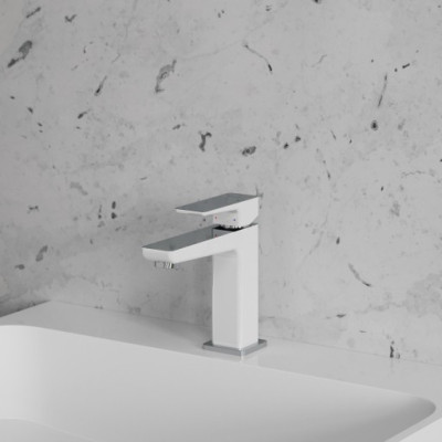 Змішувач для умивальника Omnires Parma white (PM7410CRB) Змішувач для умивальника Omnires Parma white (PM7410CRB)