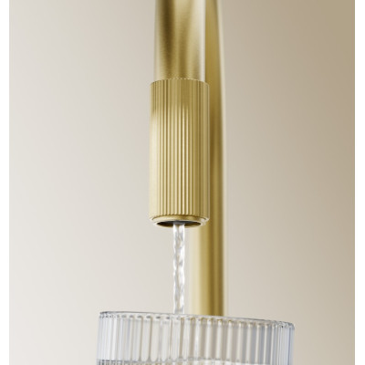 Змішувач для кухни Omnires Switch з функцією фільтра для води, brushed brass (SW9057BSB) Змішувач для кухни Omnires Switch з функцією фільтра для води, brushed brass (SW9057BSB)