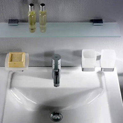 Мильниця Emco Loft 0530 001 00 з тримачем, хром Мильниця Emco Loft 0530 001 00 з тримачем, хром