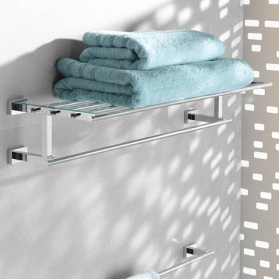 Тримач для рушників Grohe Essentials Cube 40512001 з полицею, хром