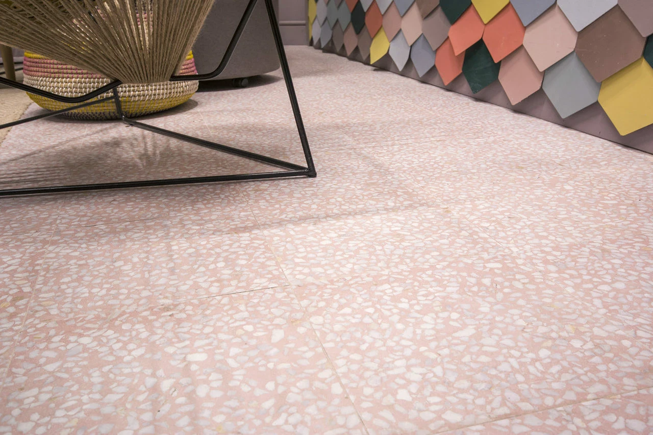 Плитка керамогранітна Farnese Amalfi Crema 300x300x8,2 Vives Плитка керамогранітна Farnese Amalfi Crema 300x300x8,2 Vives